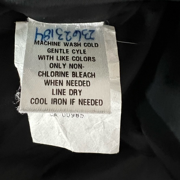 Rag and Bone sz 4 black wool dress LBD round neck POCKETS small hole - Picture 14 of 16